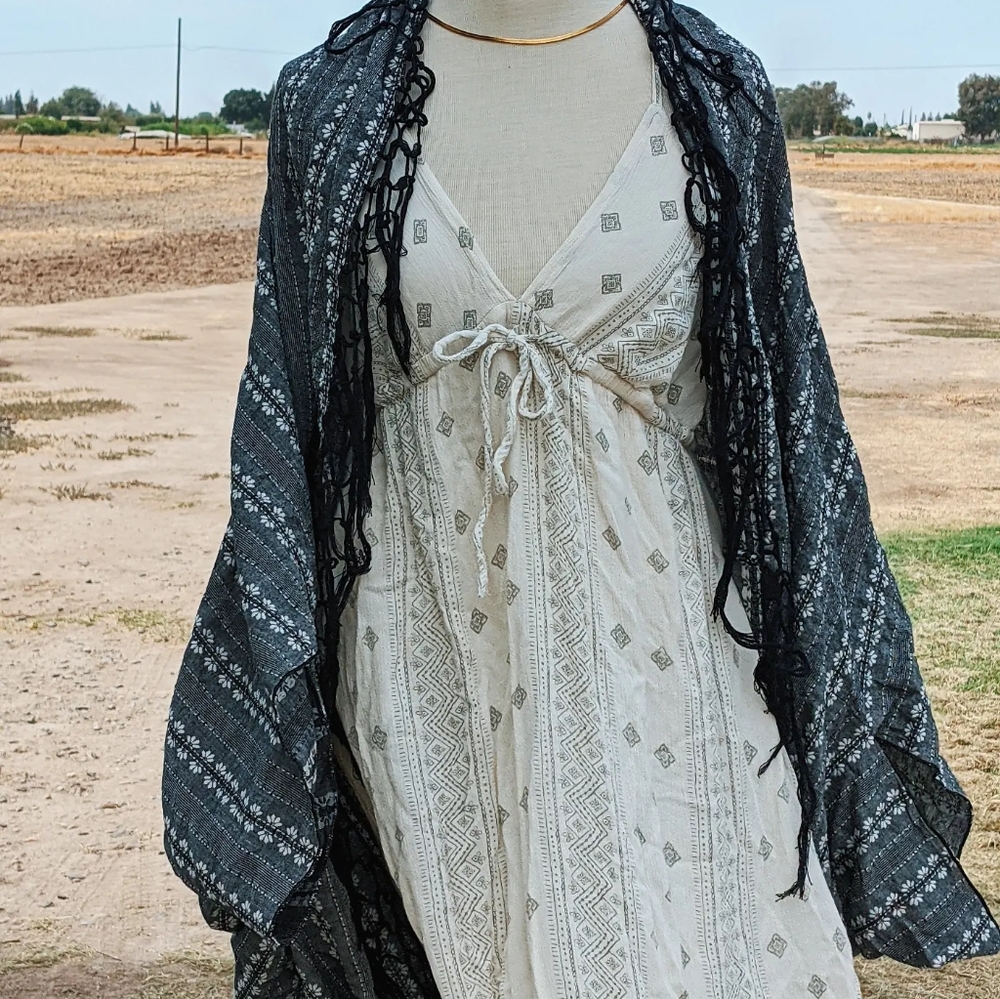 Free People Beach Boho Shrug Shawl Tassels Wrap